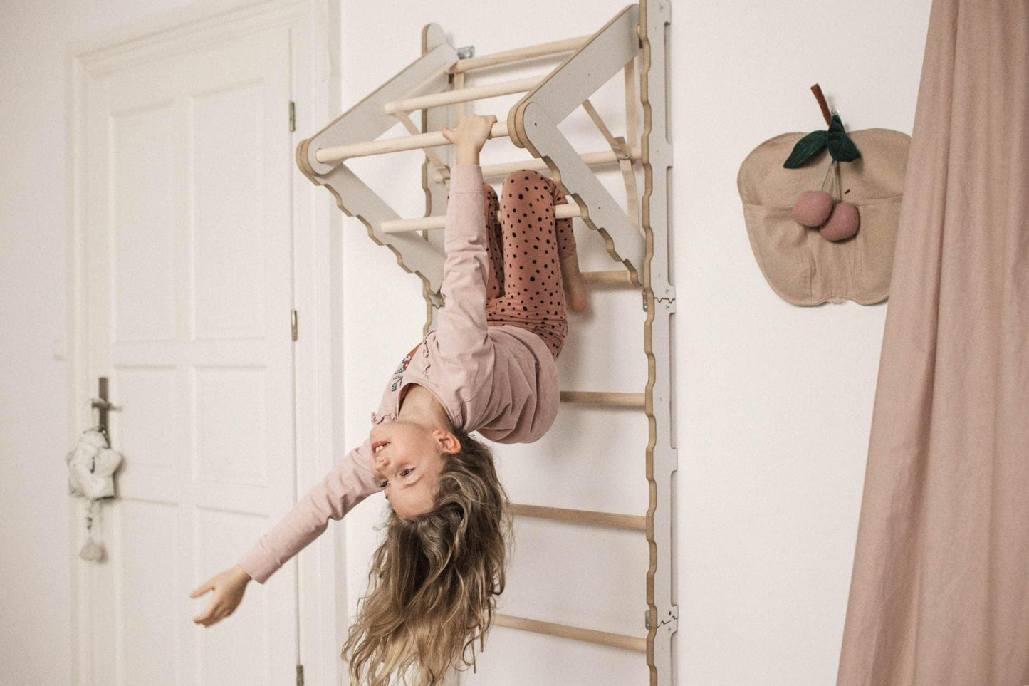 MAMOI® Klettergerüst Indoor, Sprossenwand für kinderzimmer, Turnringe kinder für klettern, Kletterwand und spielgeräte Yarnwood, Turngeräte mit Klimmzugstange für drinnen, Sportgeräte ab 3 jahre-5